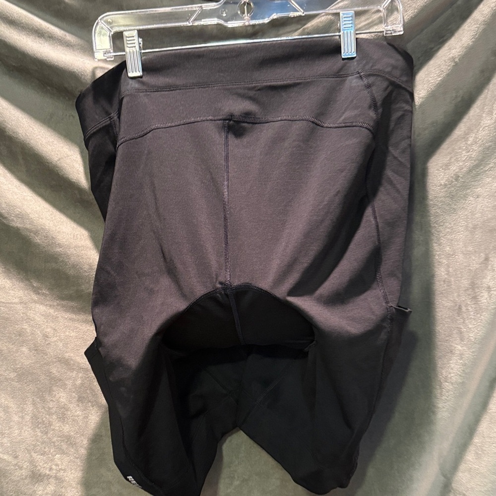 REI Black Women's Bike Shorts - Picture 2 of 4